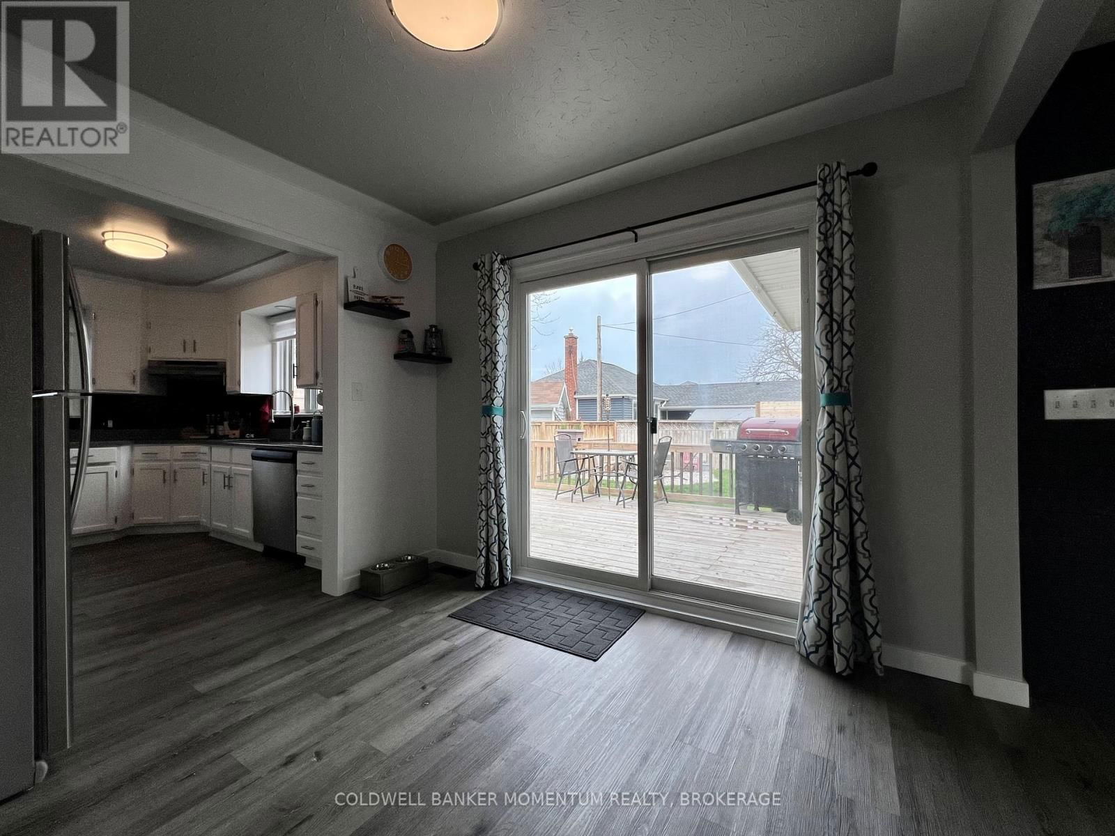 43 BEAMER AVENUE Image 11