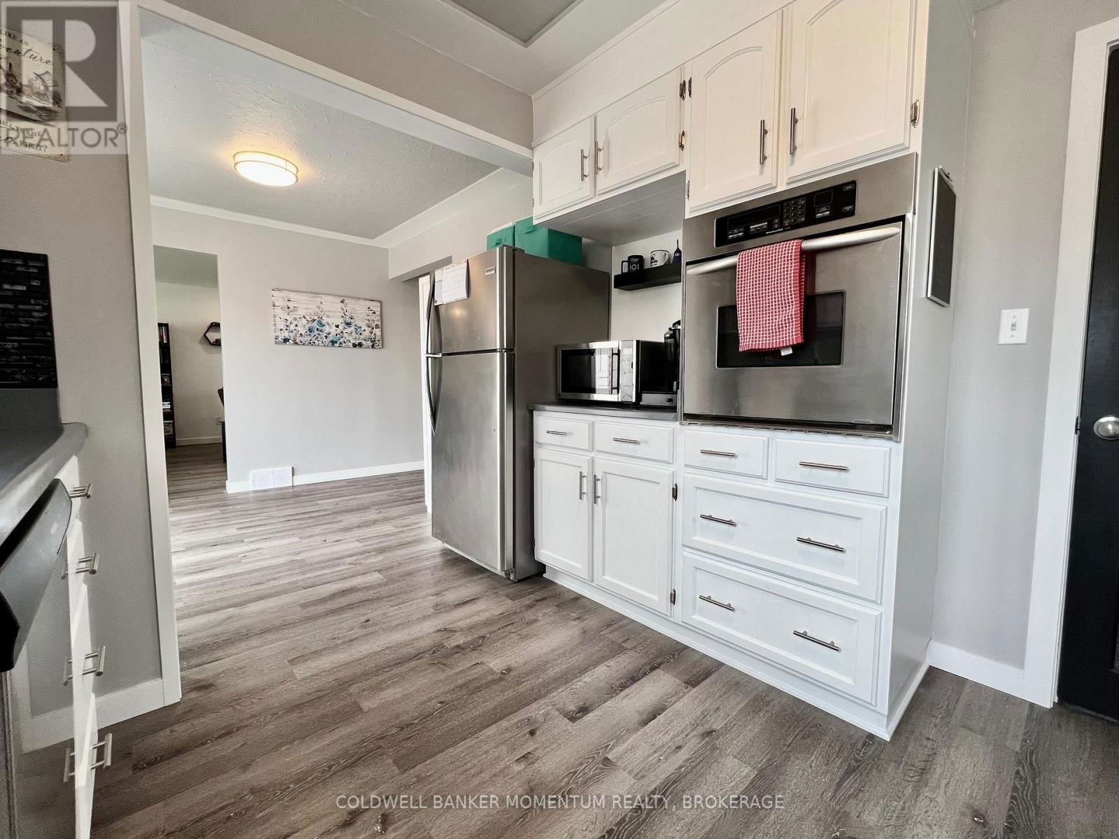 43 BEAMER AVENUE Image 16