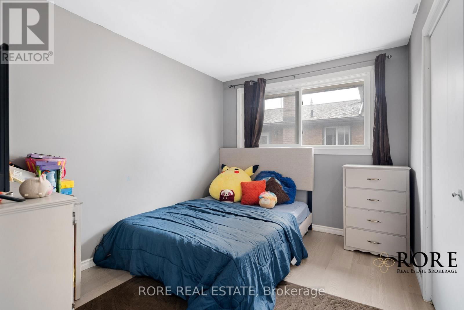 22 COLONIAL STREET Image 15