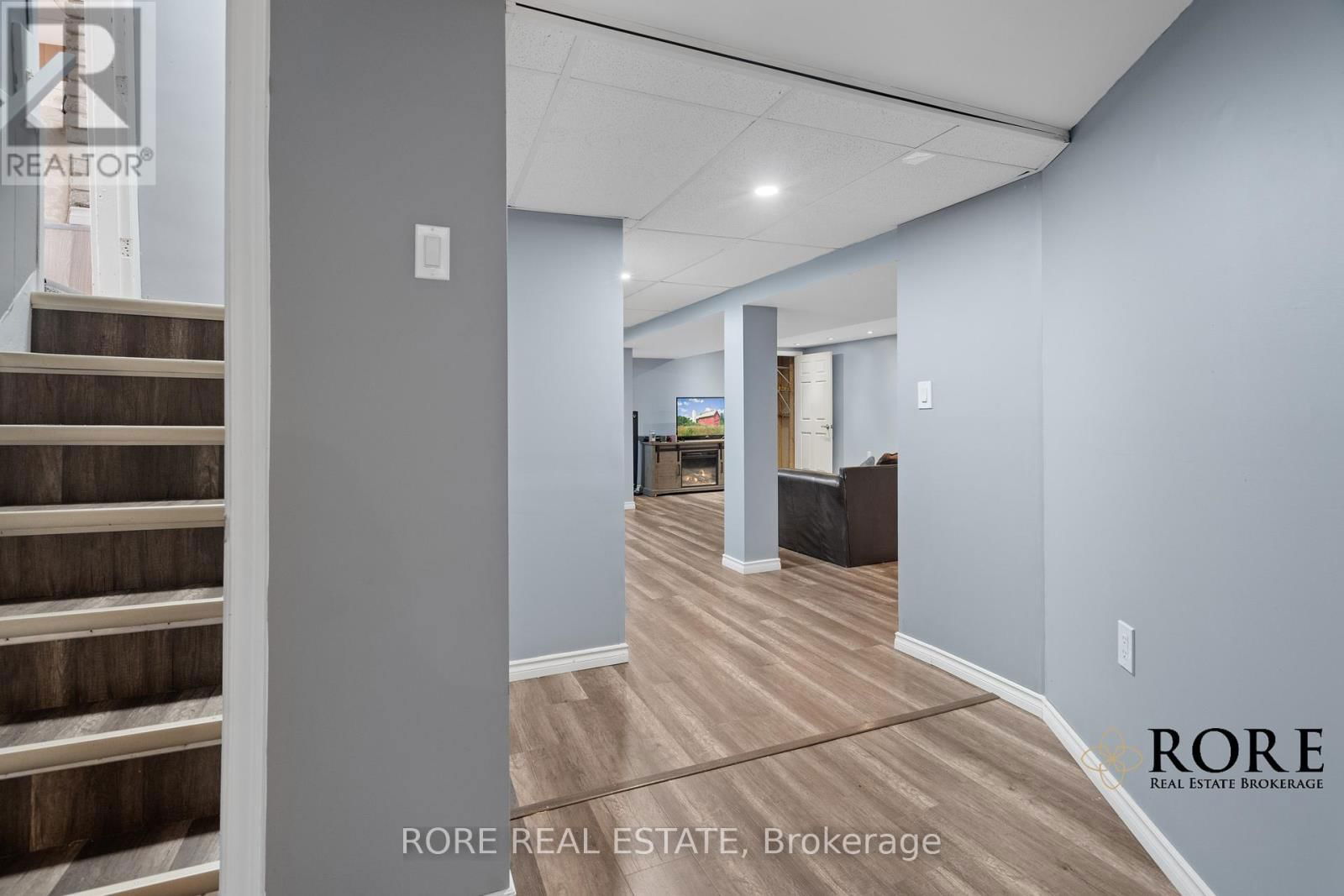 22 COLONIAL STREET Image 22