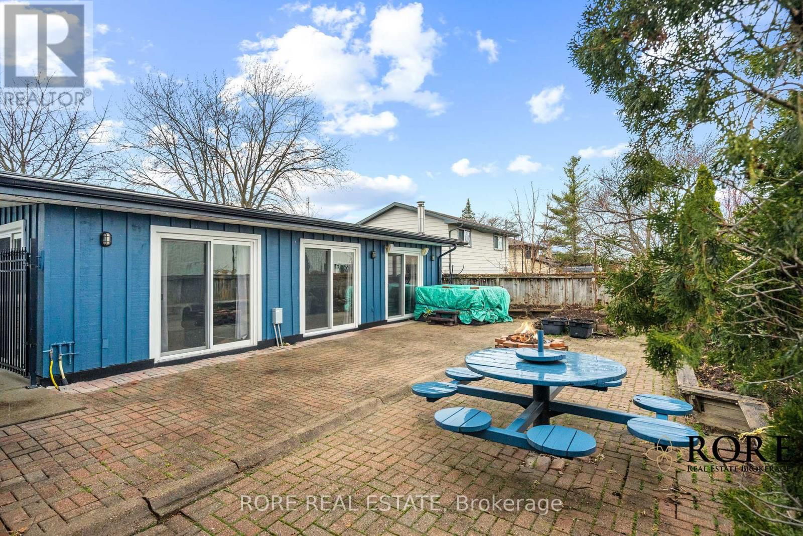 22 COLONIAL STREET Image 34