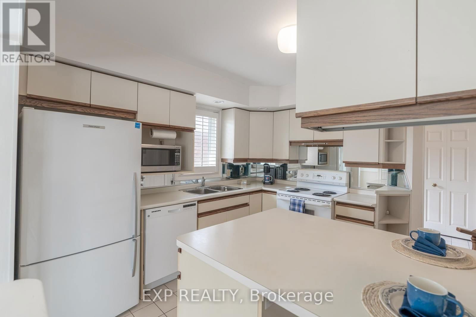 19 - 5150 DORCHESTER ROAD Image 9