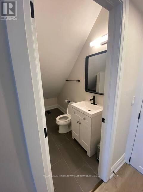 11 BARNESDALE AVENUE NORTH Image 11