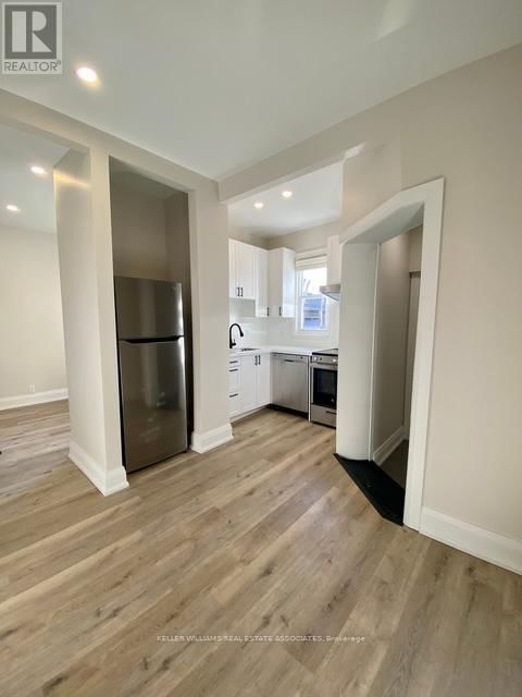 11 BARNESDALE AVENUE NORTH Image 2