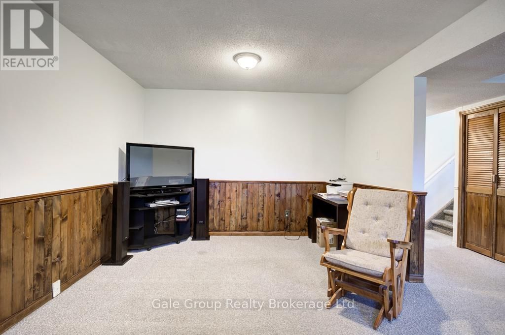 128 SYMPATICA CRESCENT Image 15