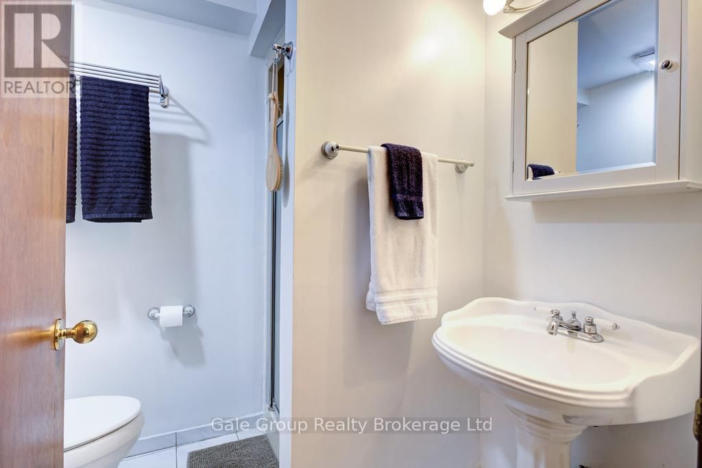128 SYMPATICA CRESCENT Image 17