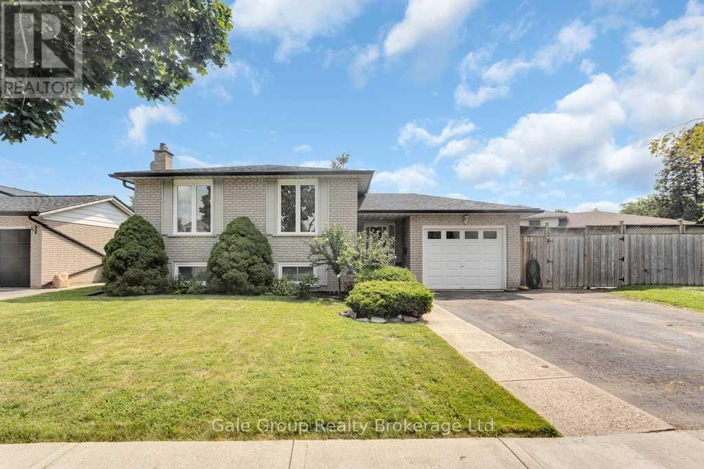 128 SYMPATICA CRESCENT Image 2