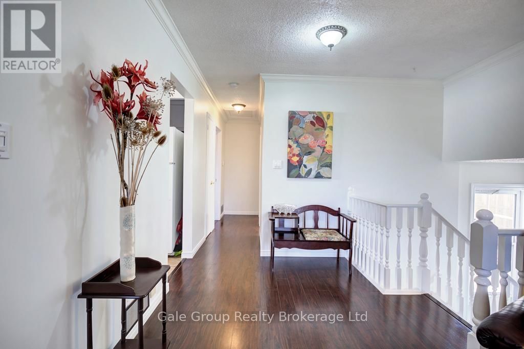 128 SYMPATICA CRESCENT Image 5