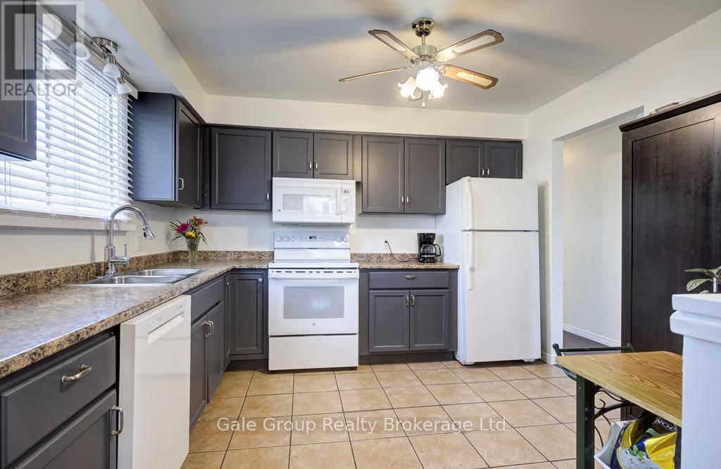 128 SYMPATICA CRESCENT Image 6