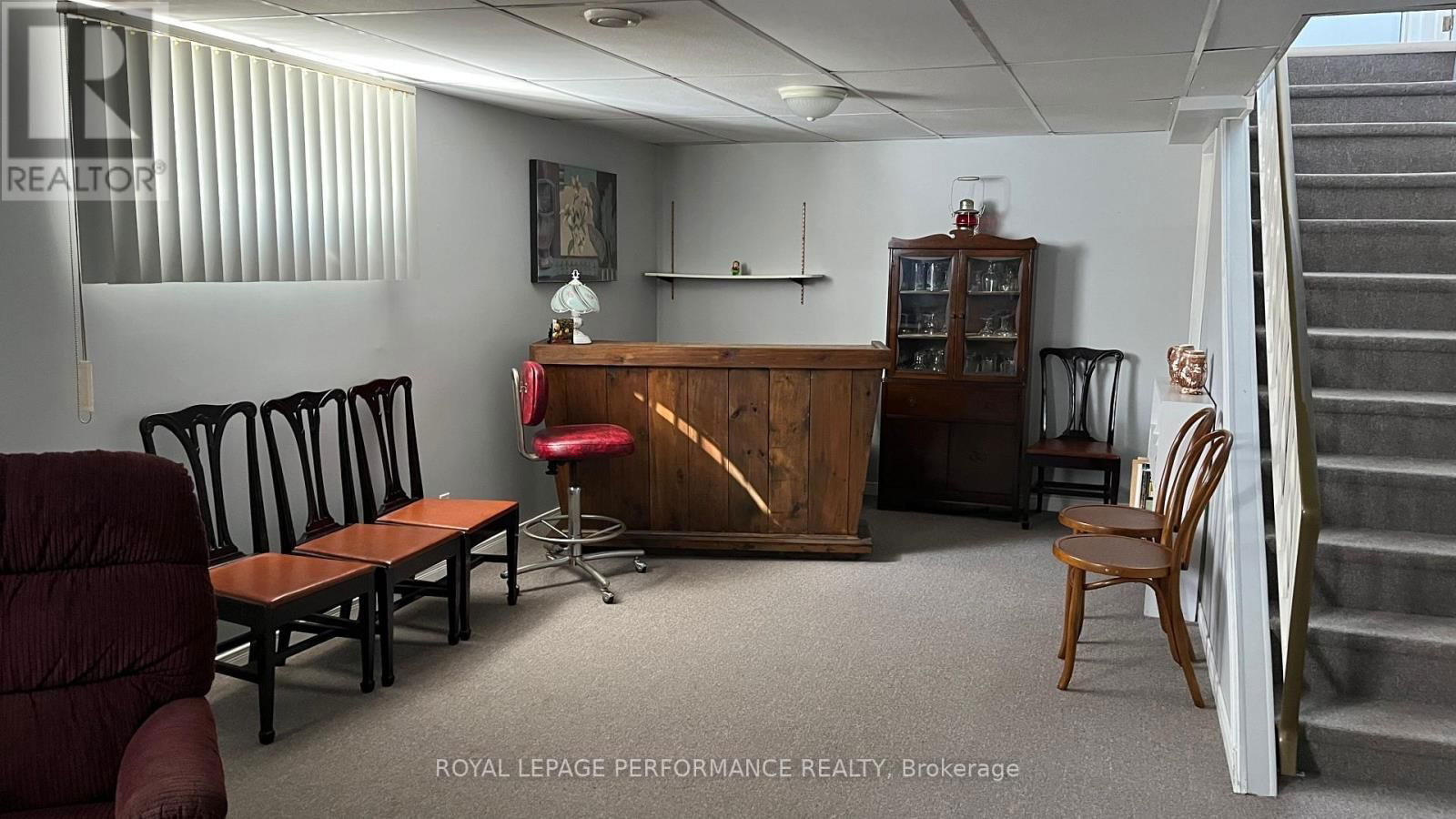 614 MONTCALM STREET Image 23