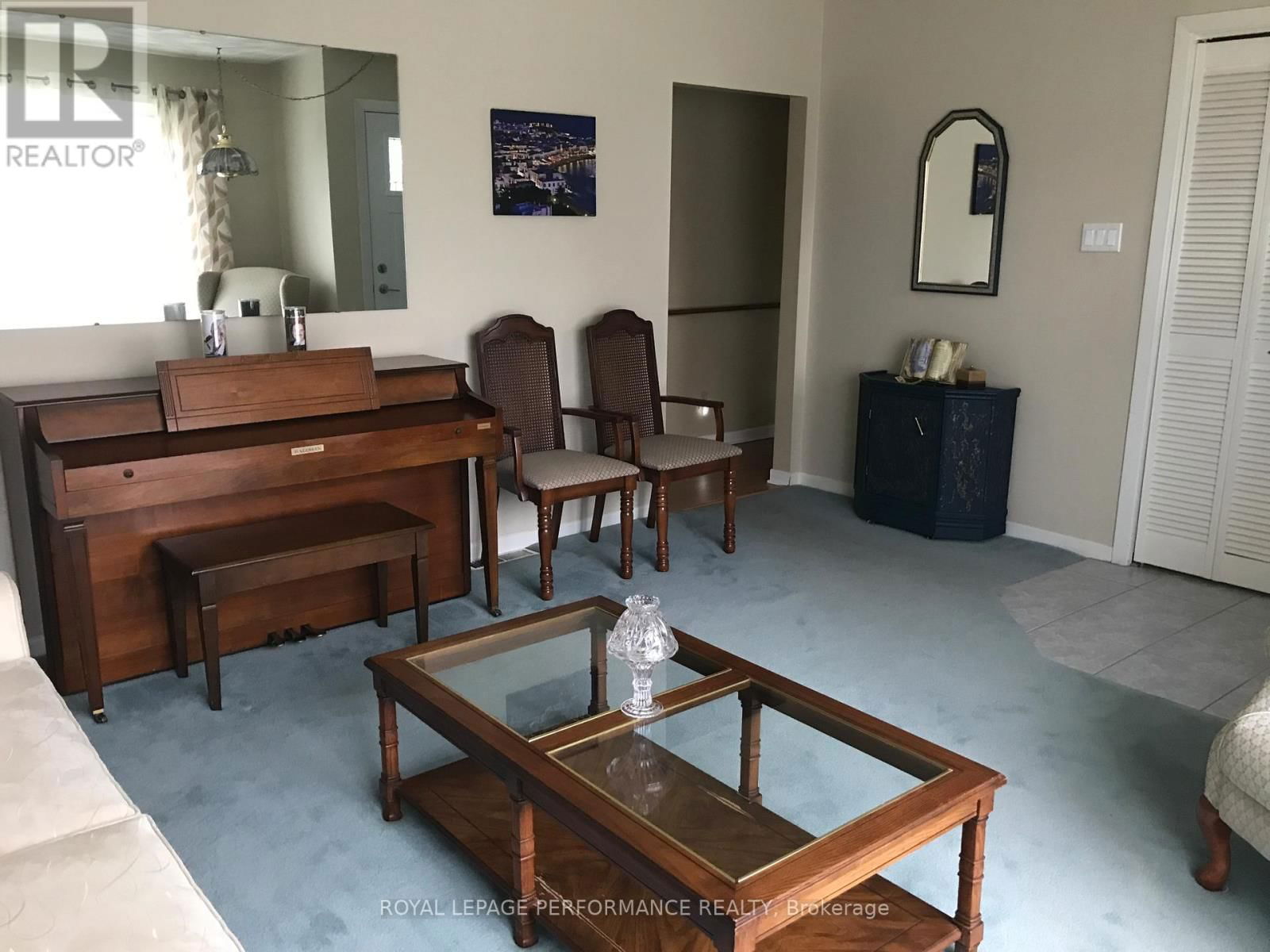 614 MONTCALM STREET Image 4