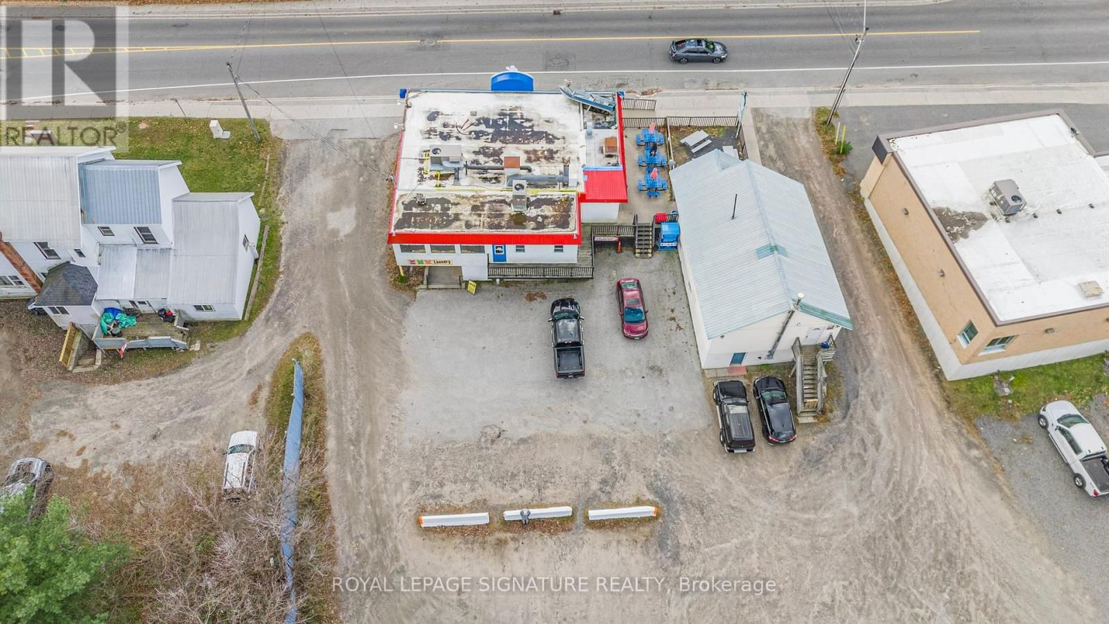 126&128 MAIN STREET WEST Image 26