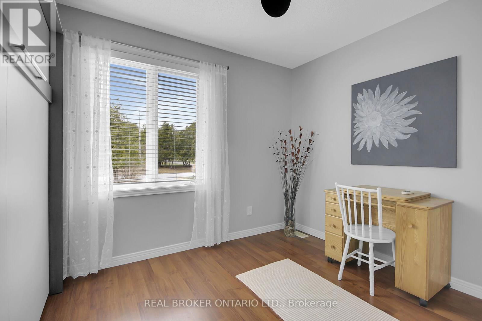 104 LADY SLIPPER WAY Image 18