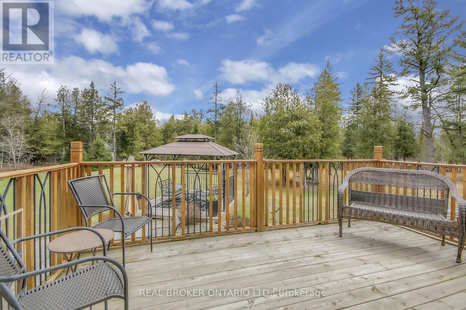 104 LADY SLIPPER WAY Image 31