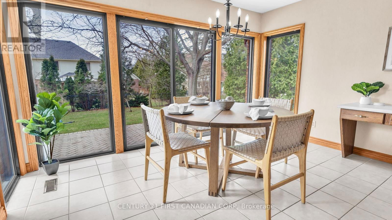 7 RAVENGLASS CRESCENT Image 12