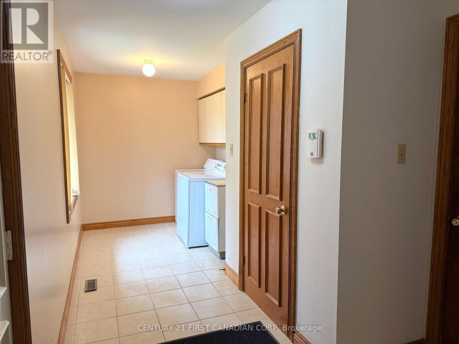 7 RAVENGLASS CRESCENT Image 16