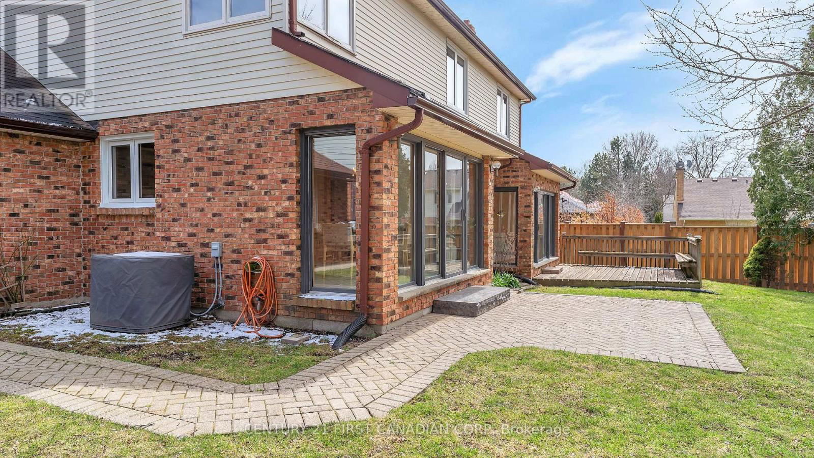 7 RAVENGLASS CRESCENT Image 30