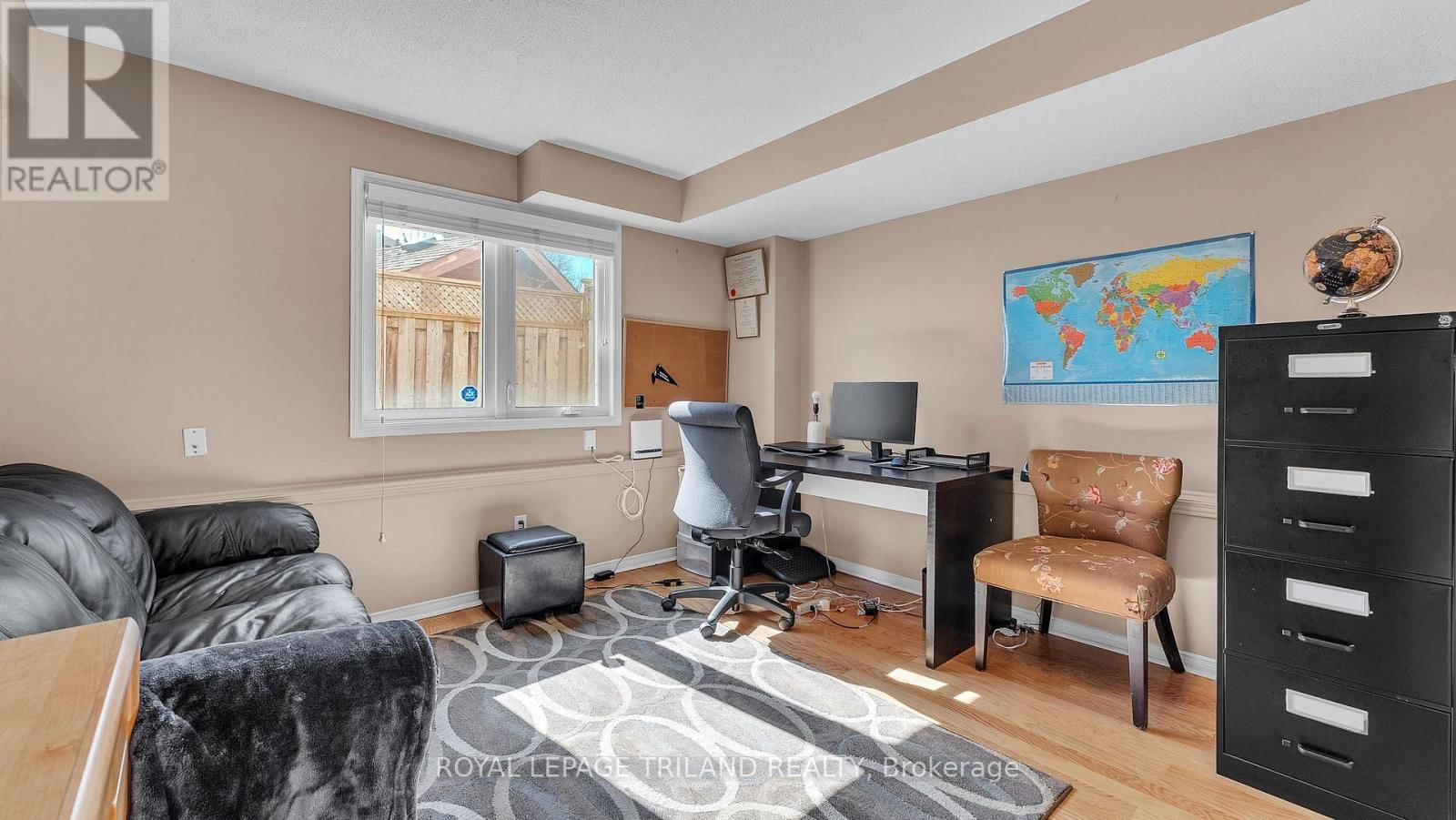 495 AMBLESIDE DRIVE Image 19