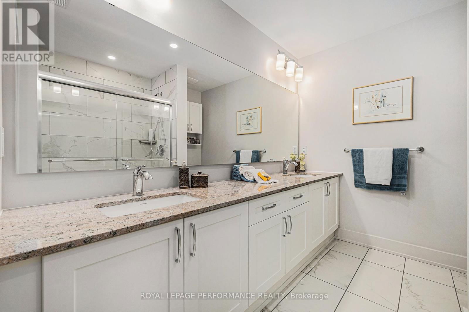 203 - 315 ELIZABETH COSGROVE PRIVATE Image 22