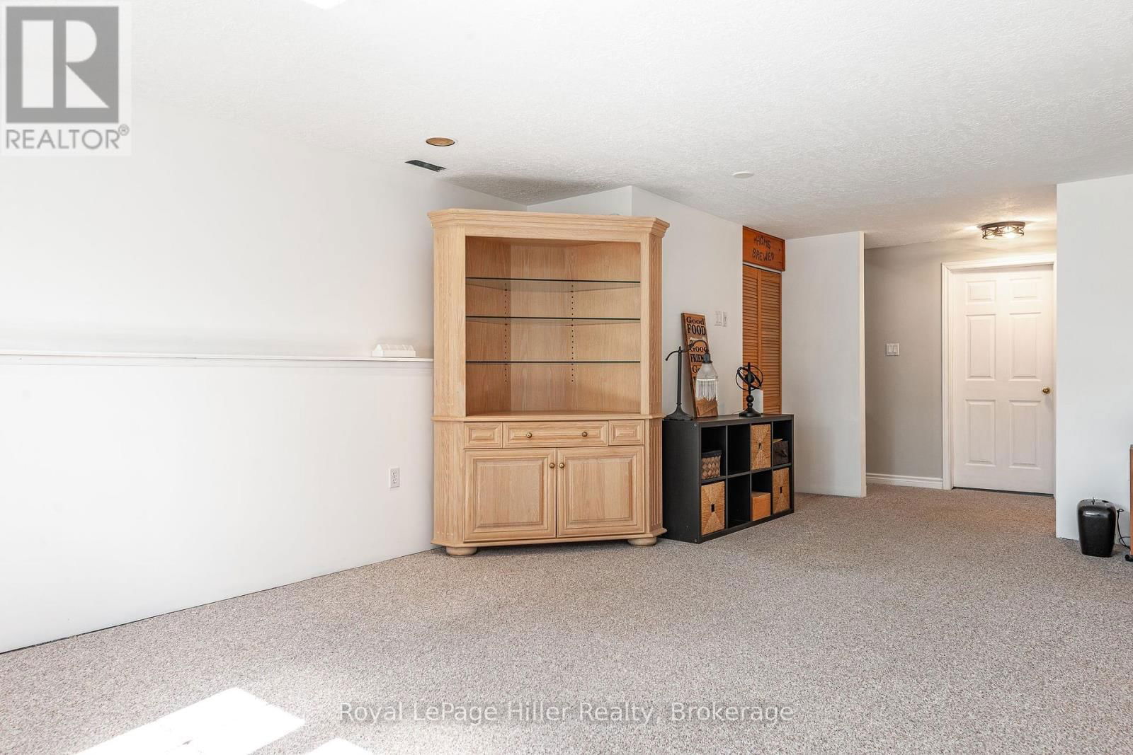 18 GEMMELL COURT Image 29