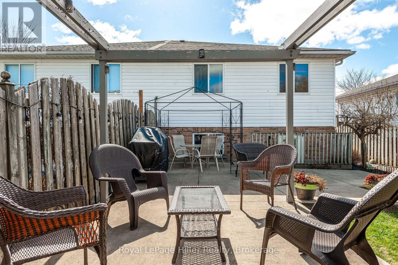 18 GEMMELL COURT Image 43