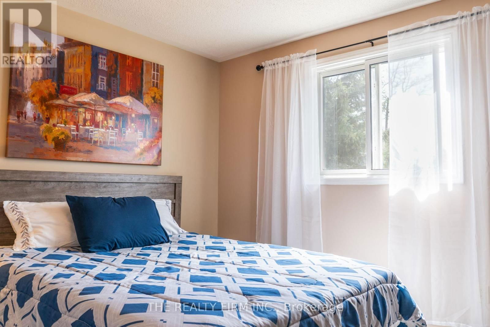 2340 BENTIM ROAD Image 15
