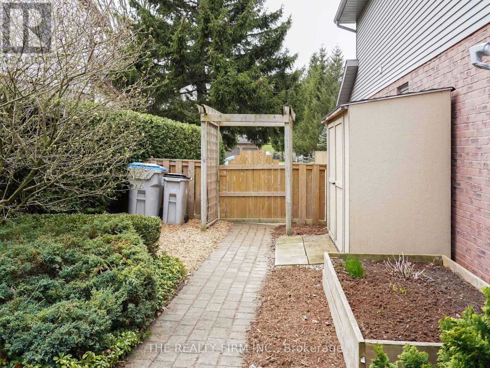 2340 BENTIM ROAD Image 26