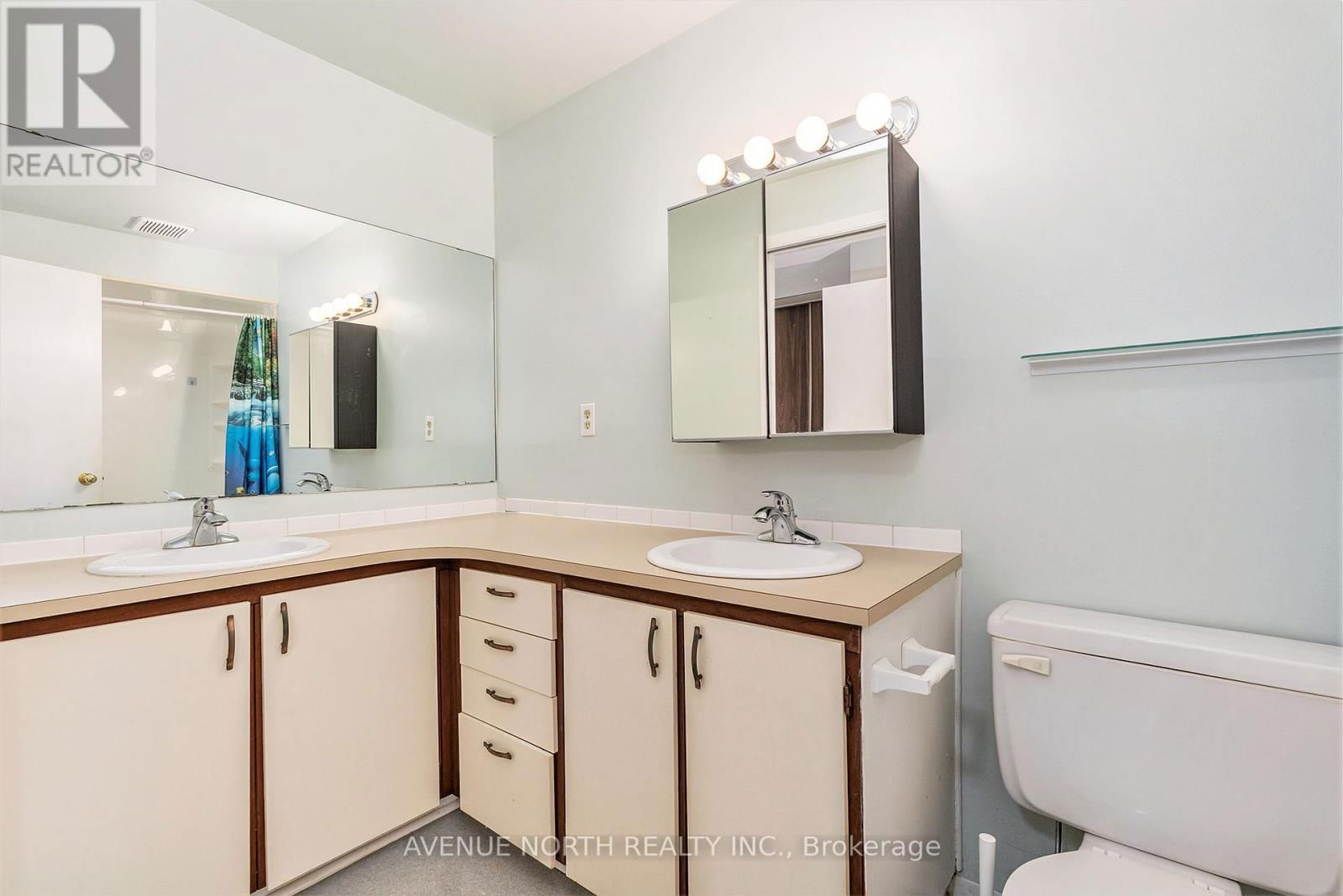 5 - 51 SHERWAY DRIVE Image 11