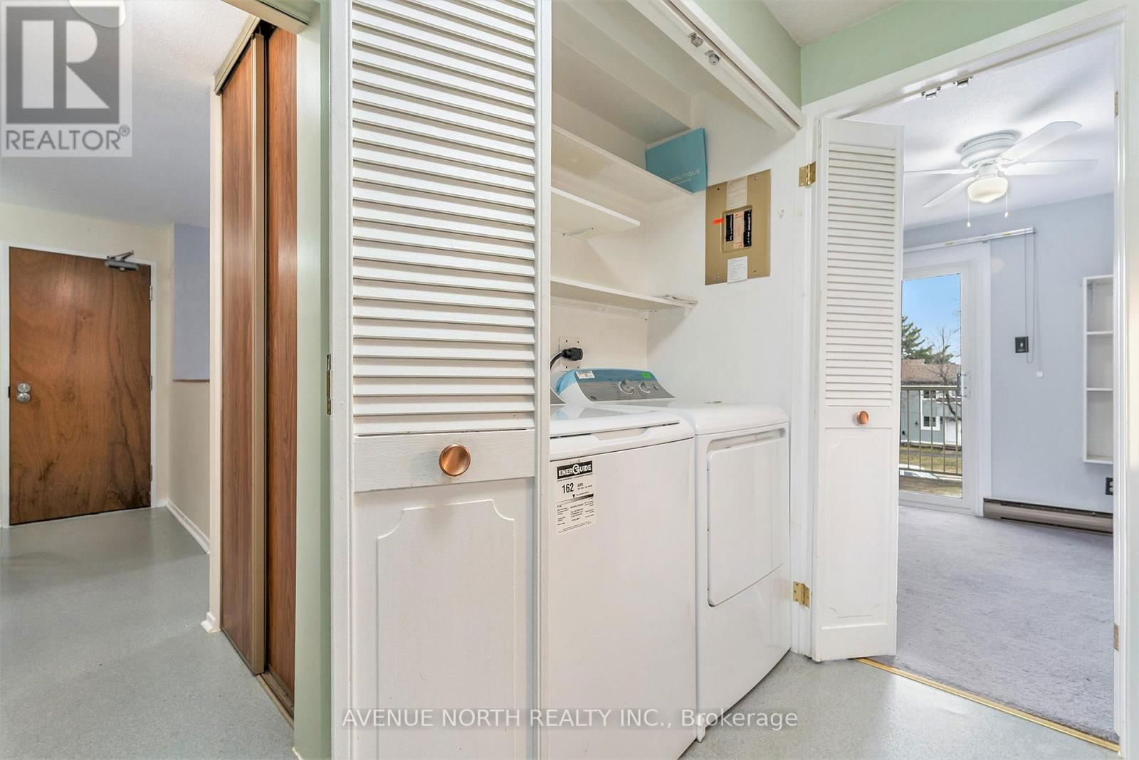 5 - 51 SHERWAY DRIVE Image 6