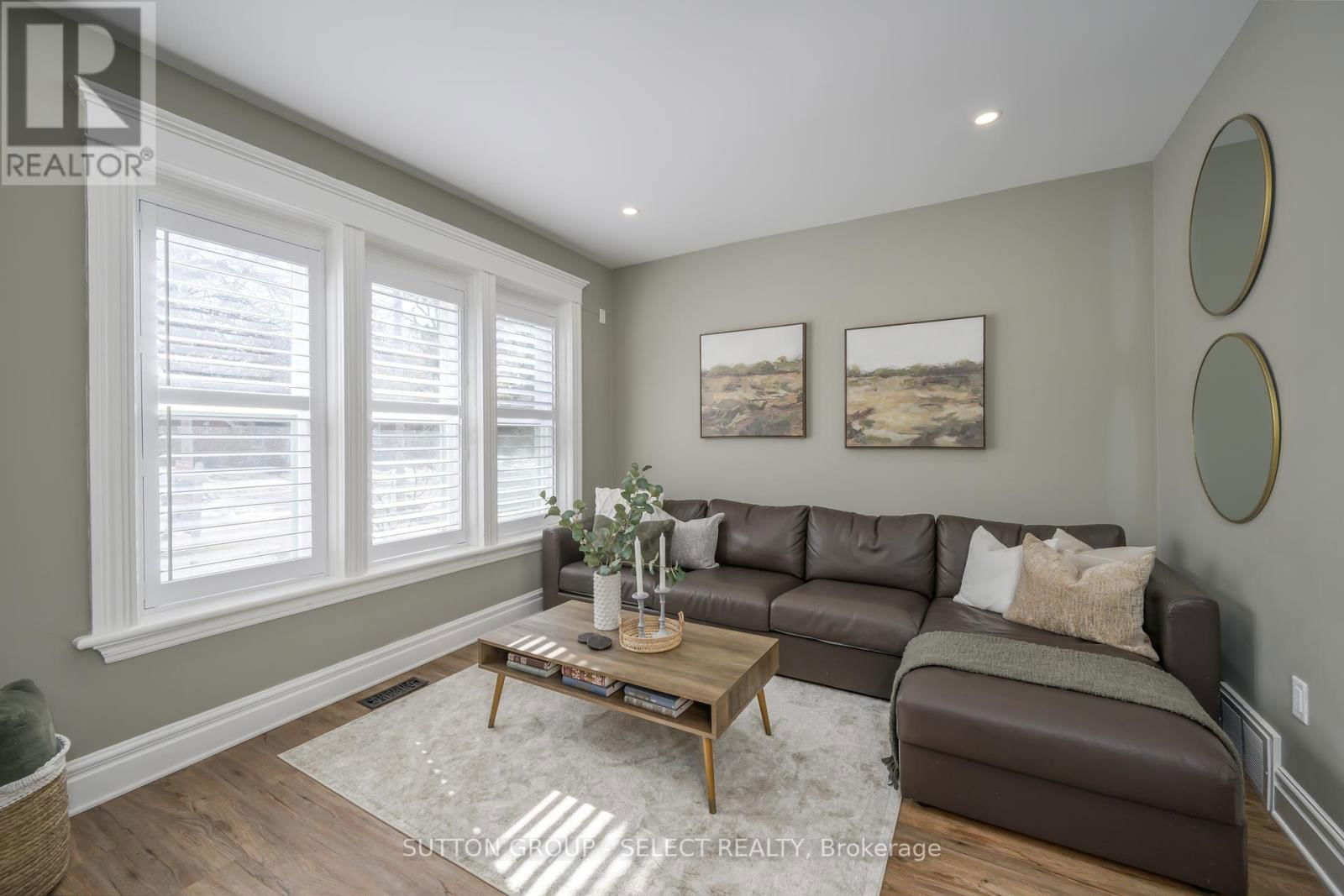 558 PRINCESS AVENUE Image 14