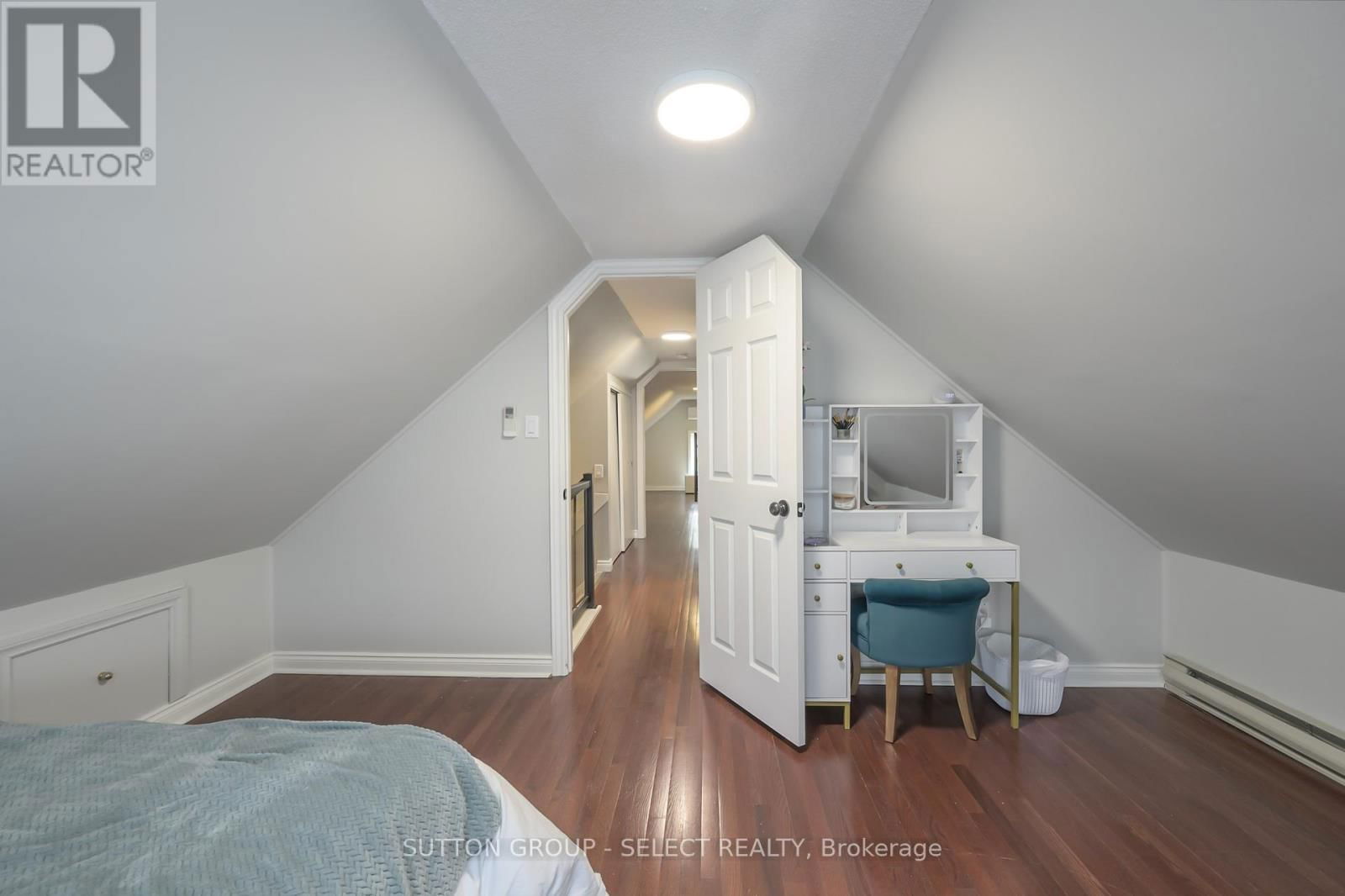 558 PRINCESS AVENUE Image 19