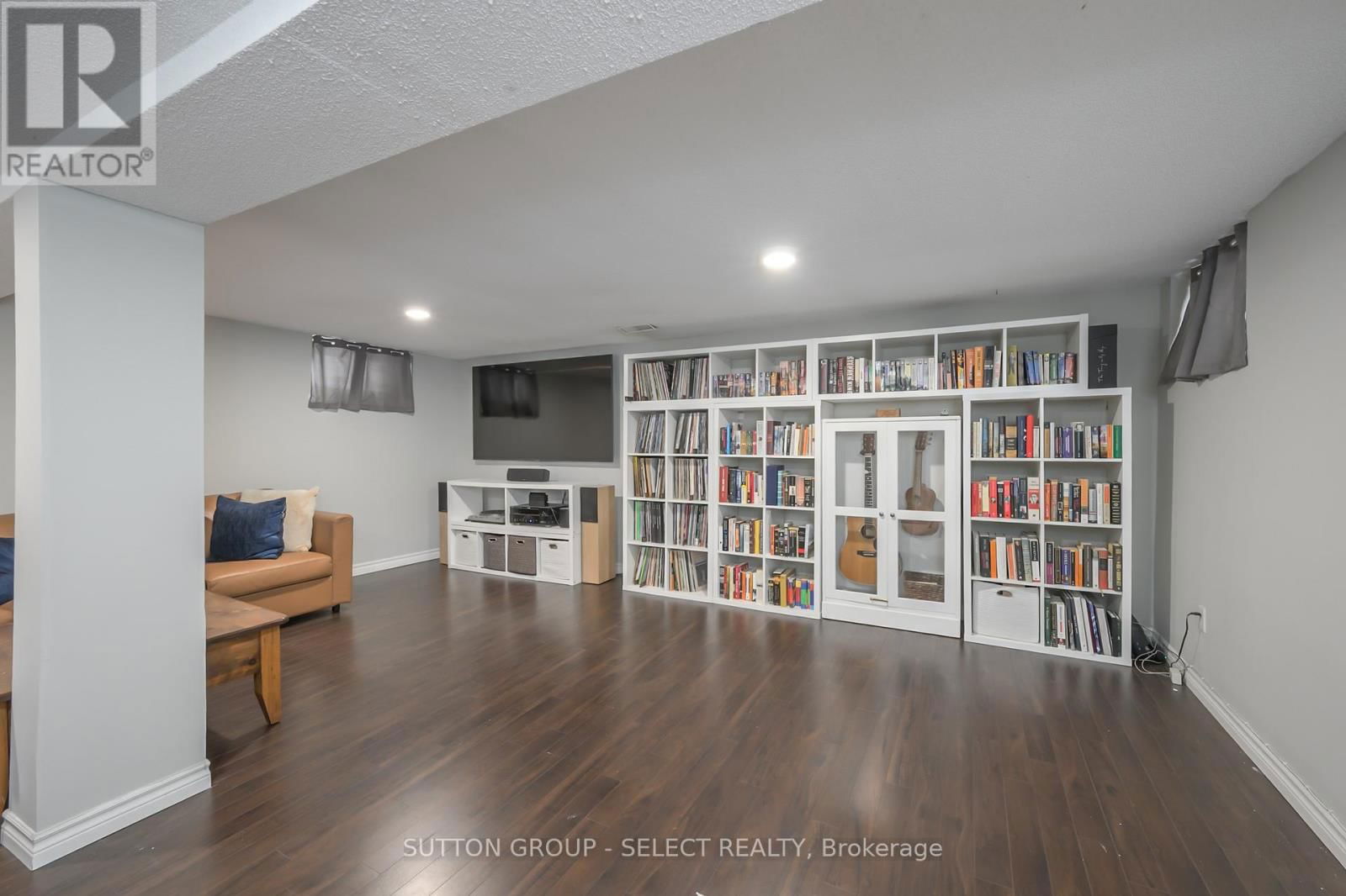 558 PRINCESS AVENUE Image 24