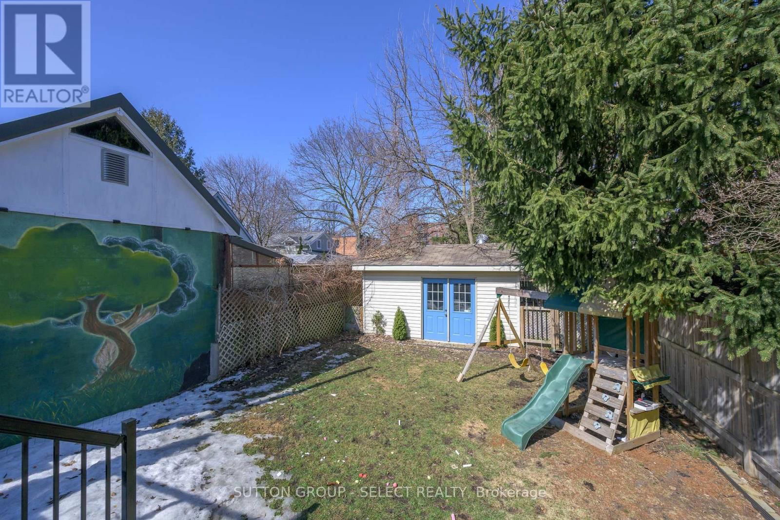 558 PRINCESS AVENUE Image 25