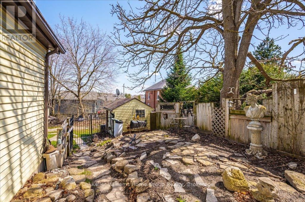 255 PROVOST LANE Image 31