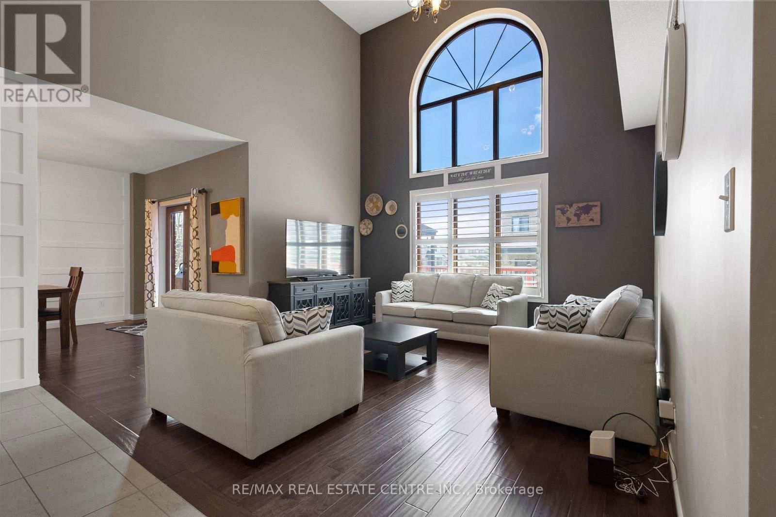 801 HALIFAX ROAD Image 16