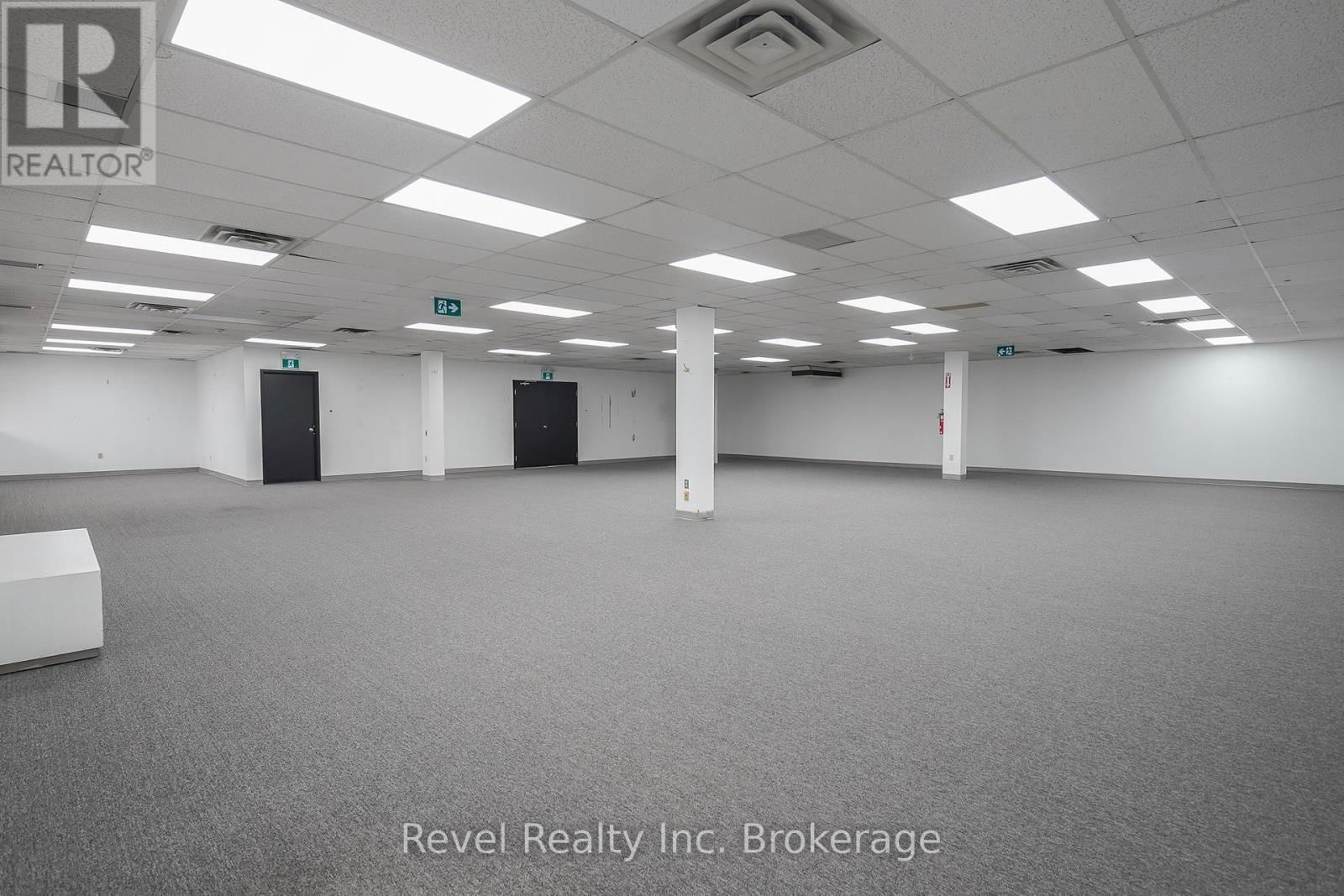 128-134 MCINTYRE STREET WEST Image 24