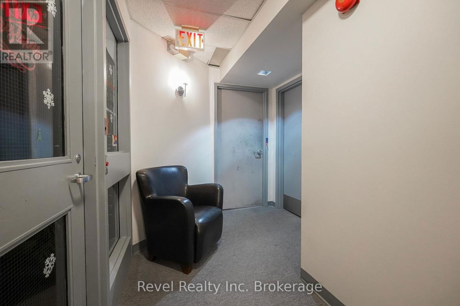 128-134 MCINTYRE STREET WEST Image 39