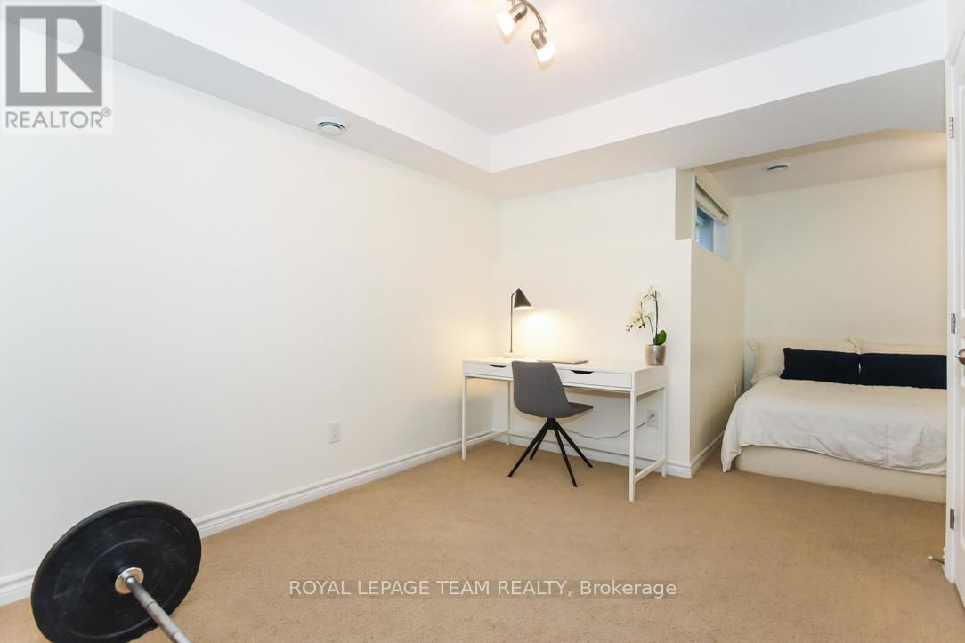 228 PEMBINA PRIVATE Image 14