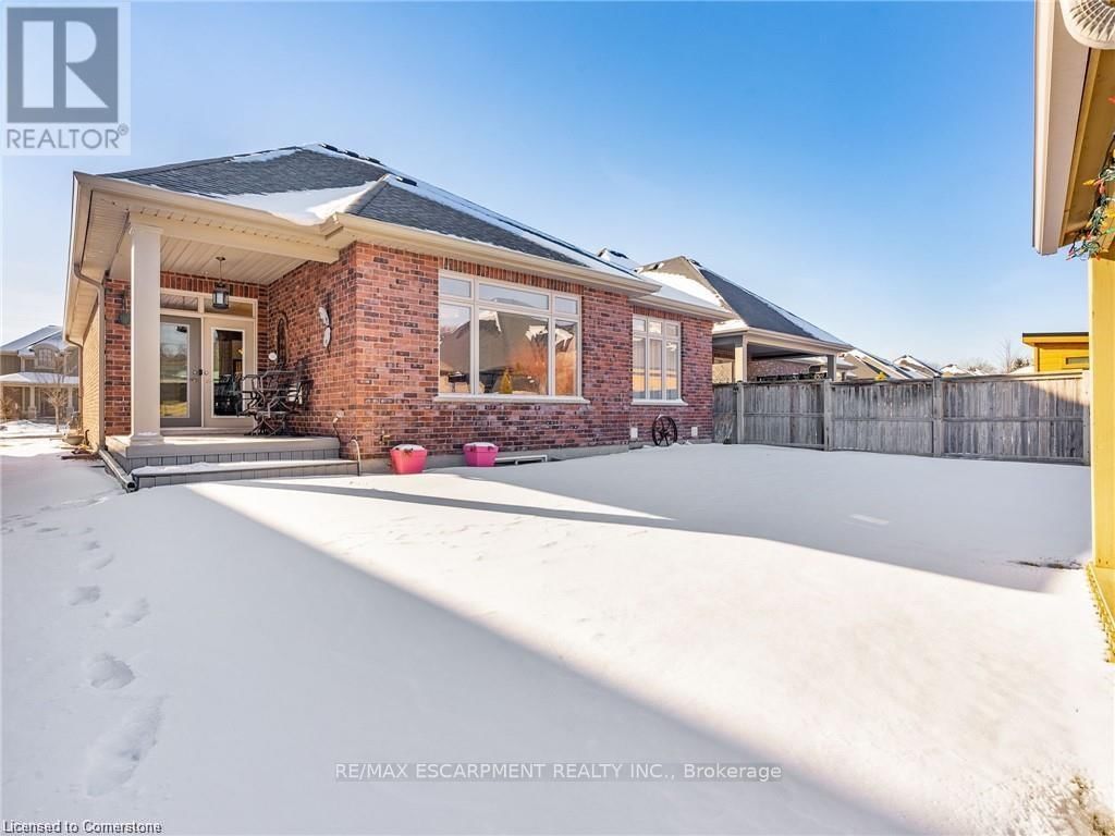 58 ROSEWOOD CRESCENT Image 36