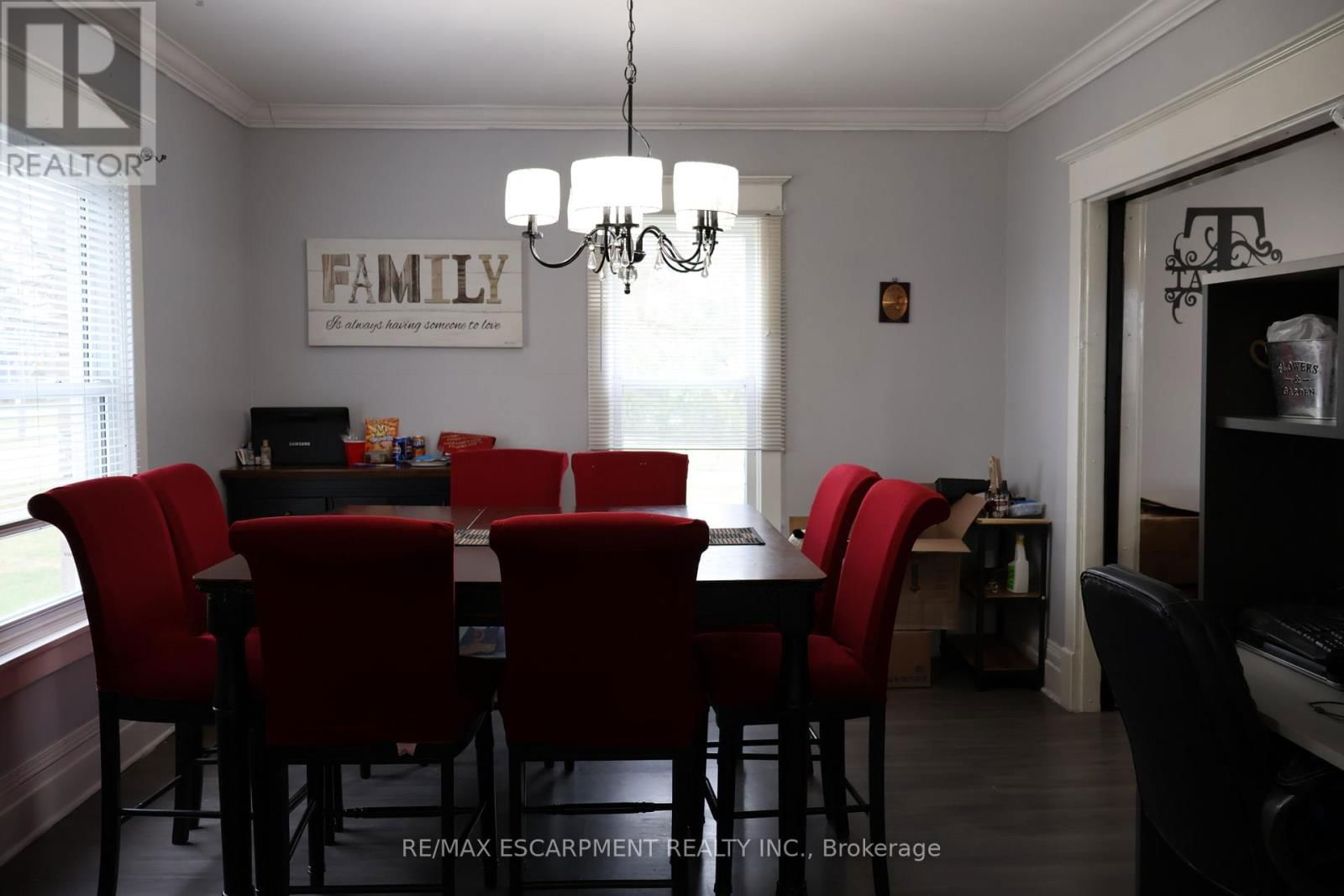 2313 ST ANNS ROAD Image 16