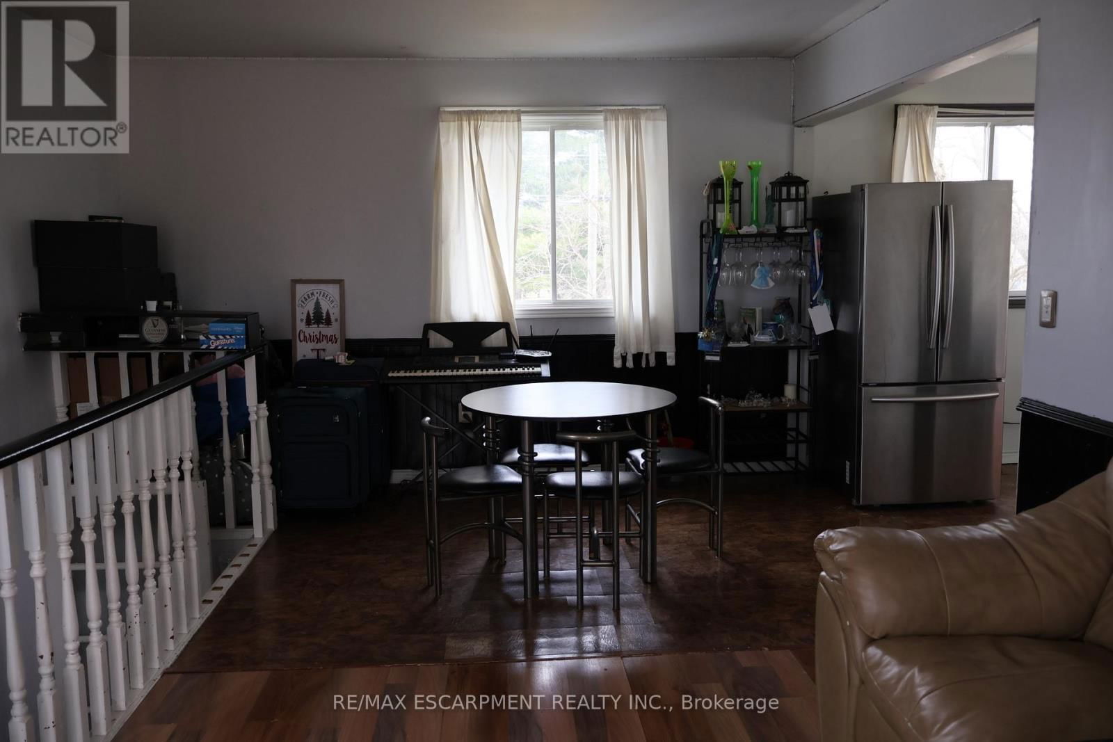 2313 ST ANNS ROAD Image 22