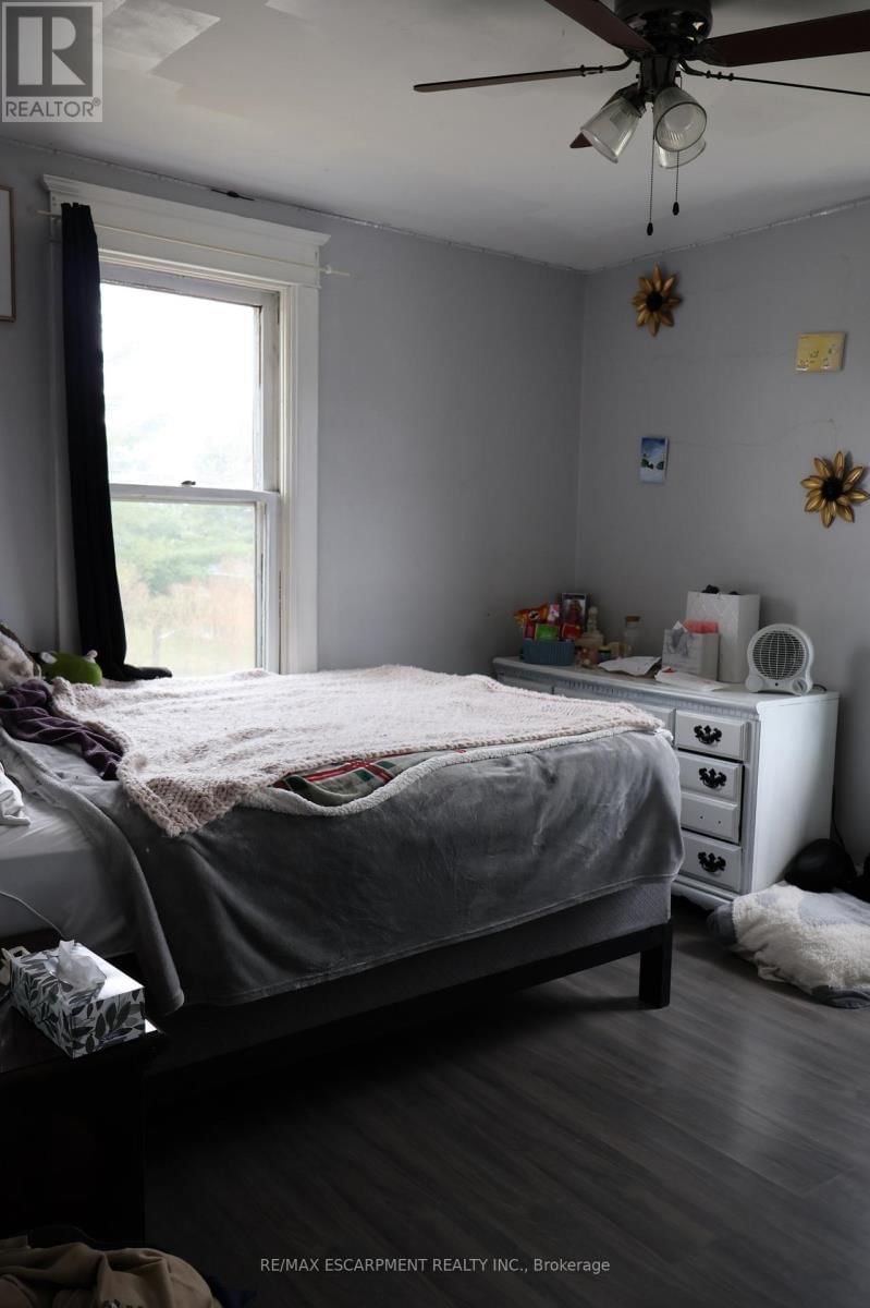 2313 ST ANNS ROAD Image 30