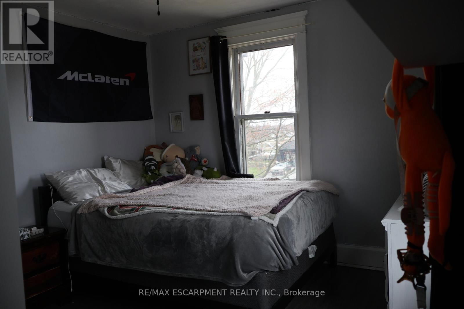 2313 ST ANNS ROAD Image 32