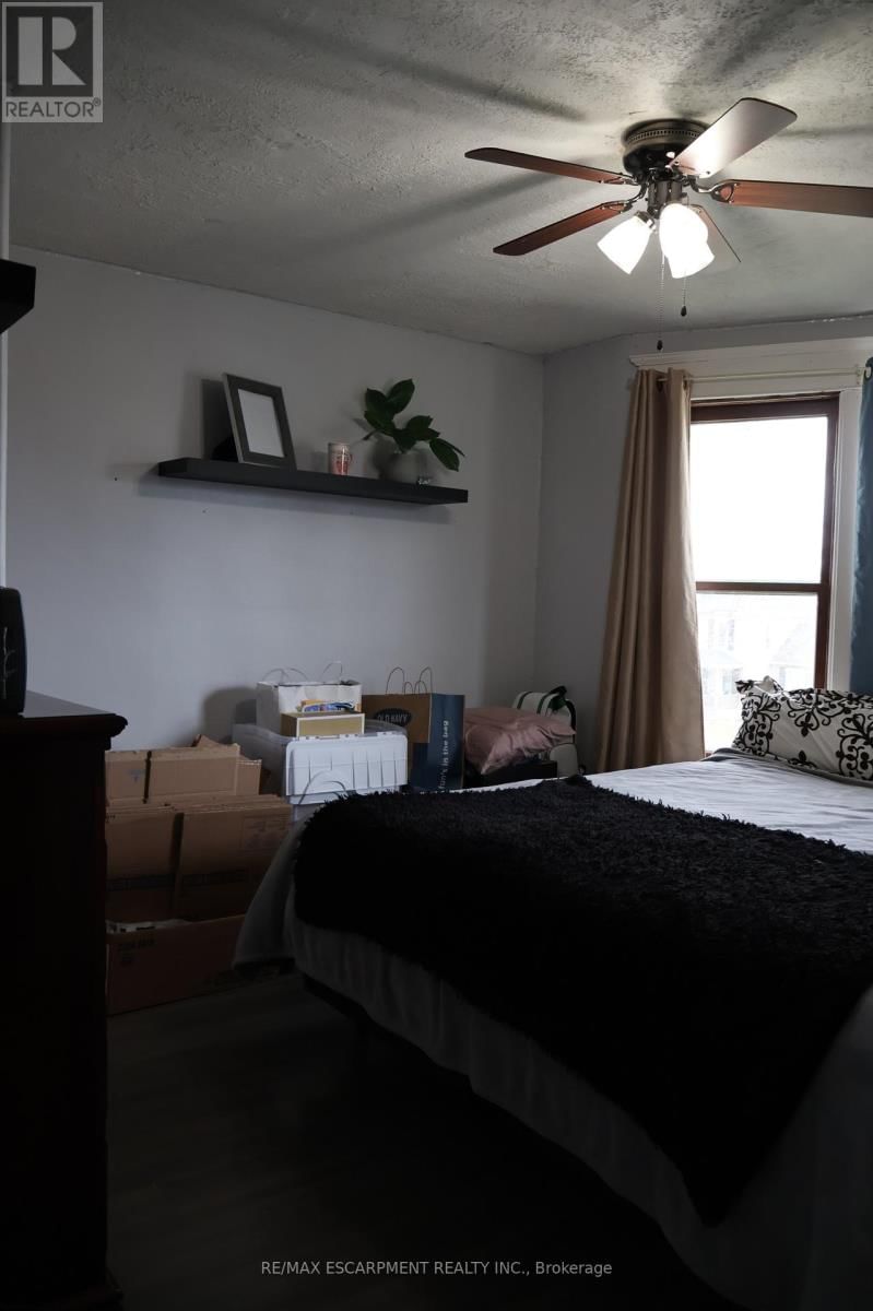 2313 ST ANNS ROAD Image 34