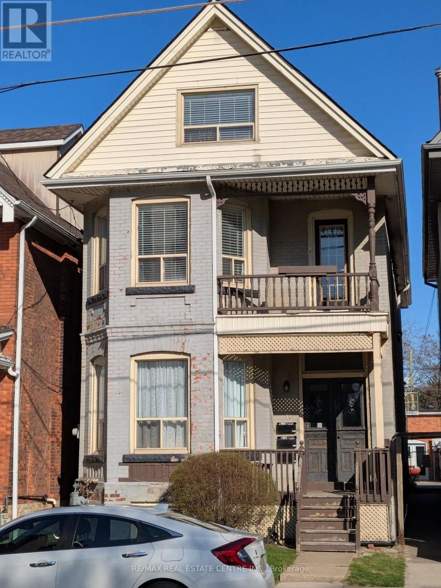 153 WELLINGTON STREET SOUTH Image 12