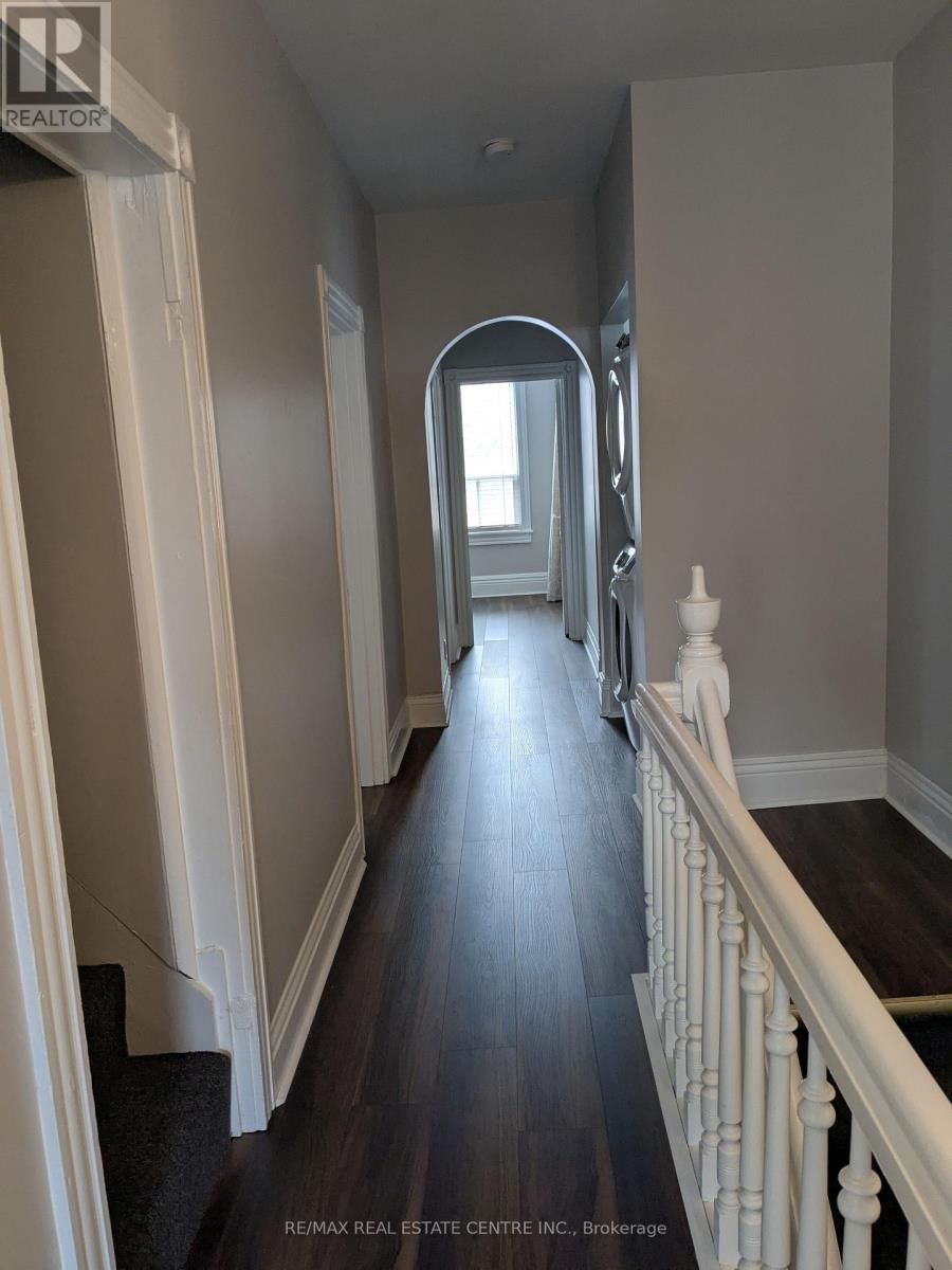 153 WELLINGTON STREET SOUTH Image 3