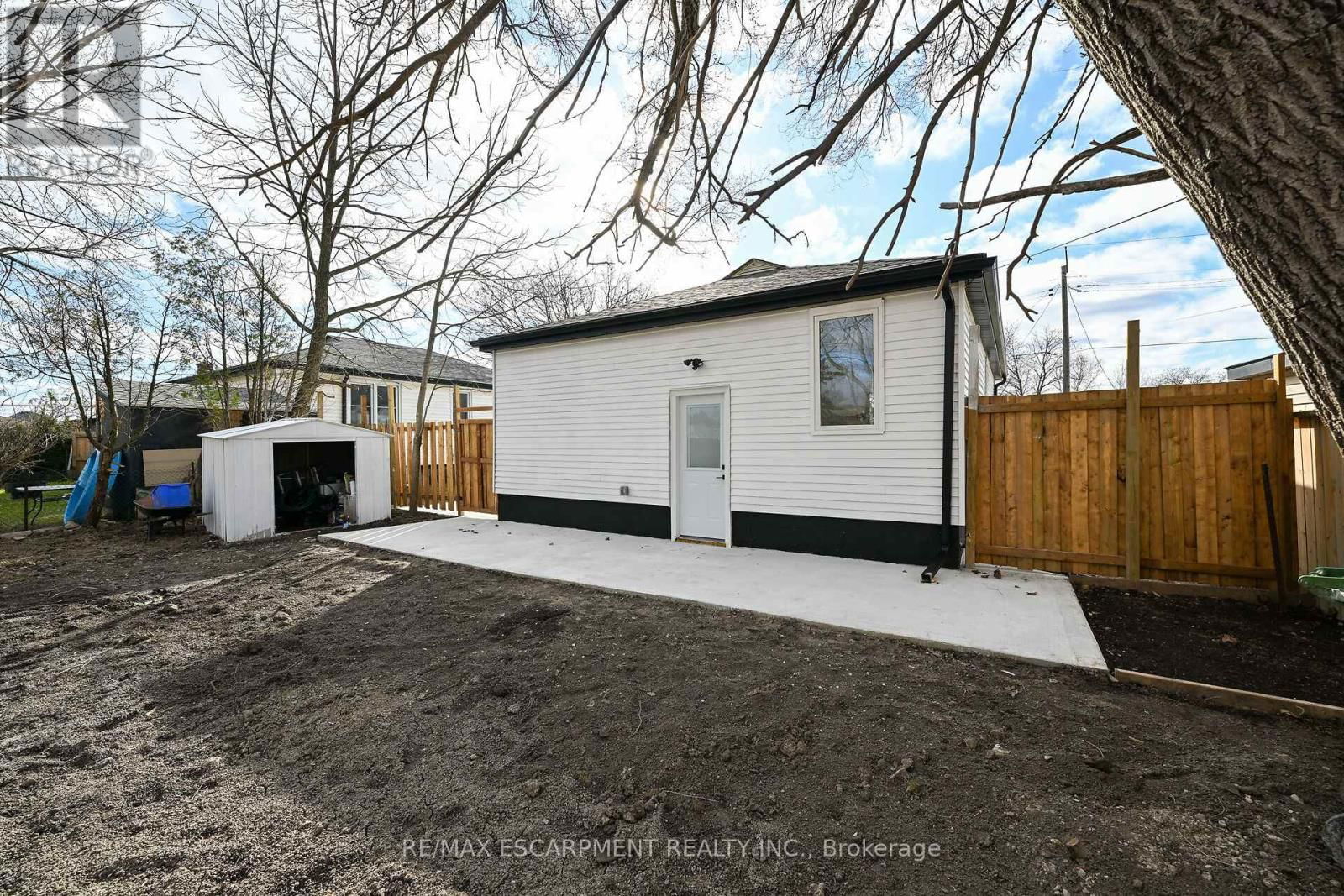 35 DOROTHY STREET Image 37