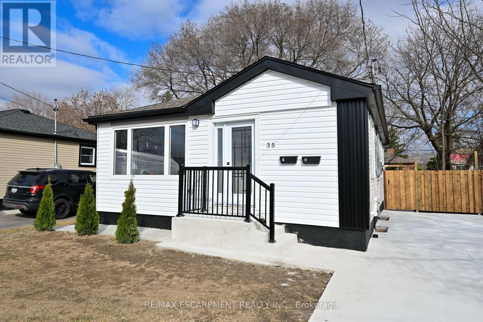 35 DOROTHY STREET Image 4