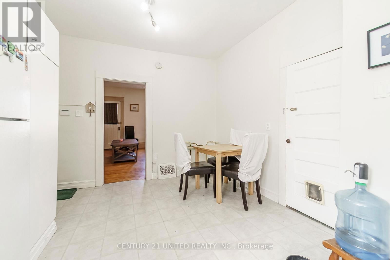 319 ELIAS AVENUE Image 11