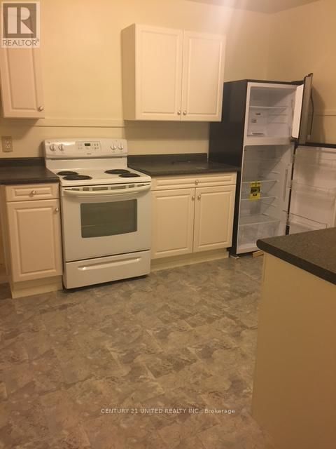 319 ELIAS AVENUE Image 14